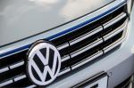 Volkswagen Passat Estate GTE 2016 года (UK)